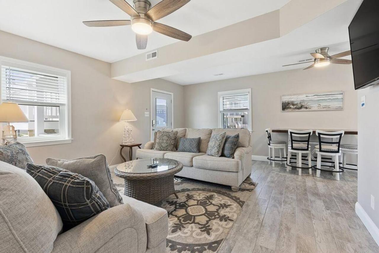 Spectacular 3 Bedroom Condo One Block To The Beach Brigantine Exterior photo